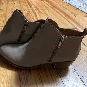 Lucky Brand booties- Taupe
